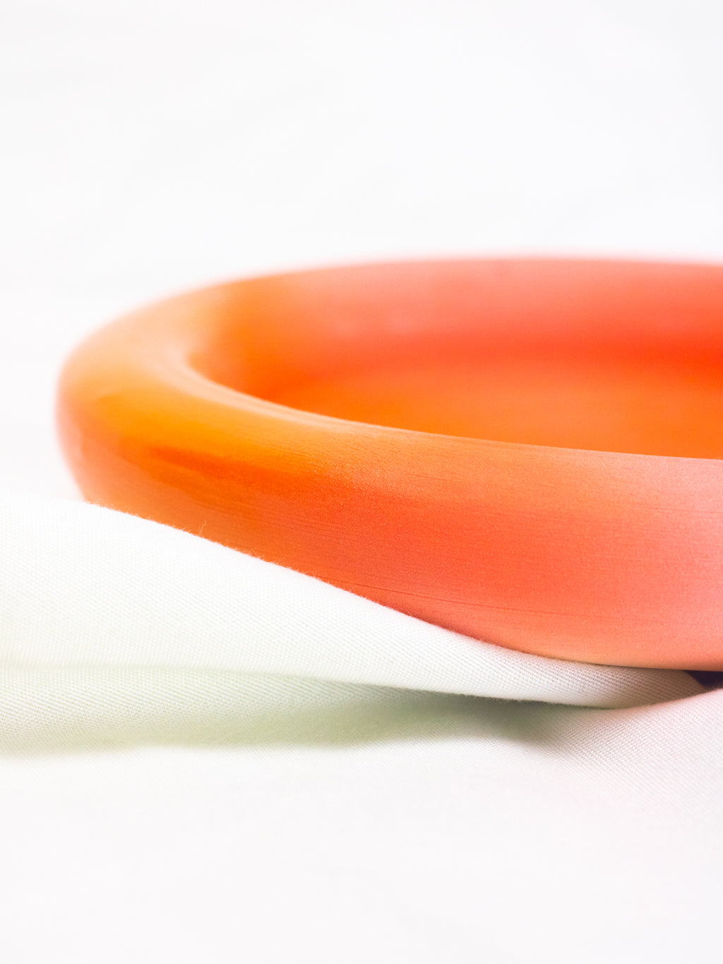 "Clementine Bubble Gum" Vase & Bubble Saucer