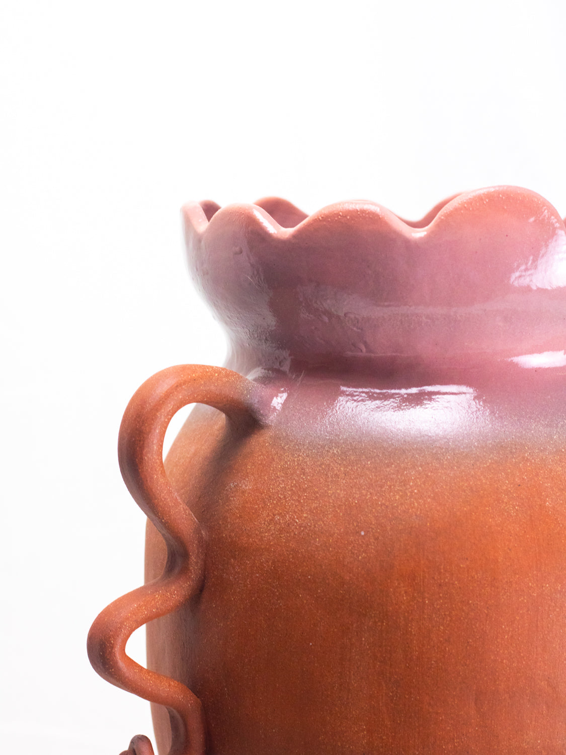 "Big Red" Vase with a set of Floral Earrings