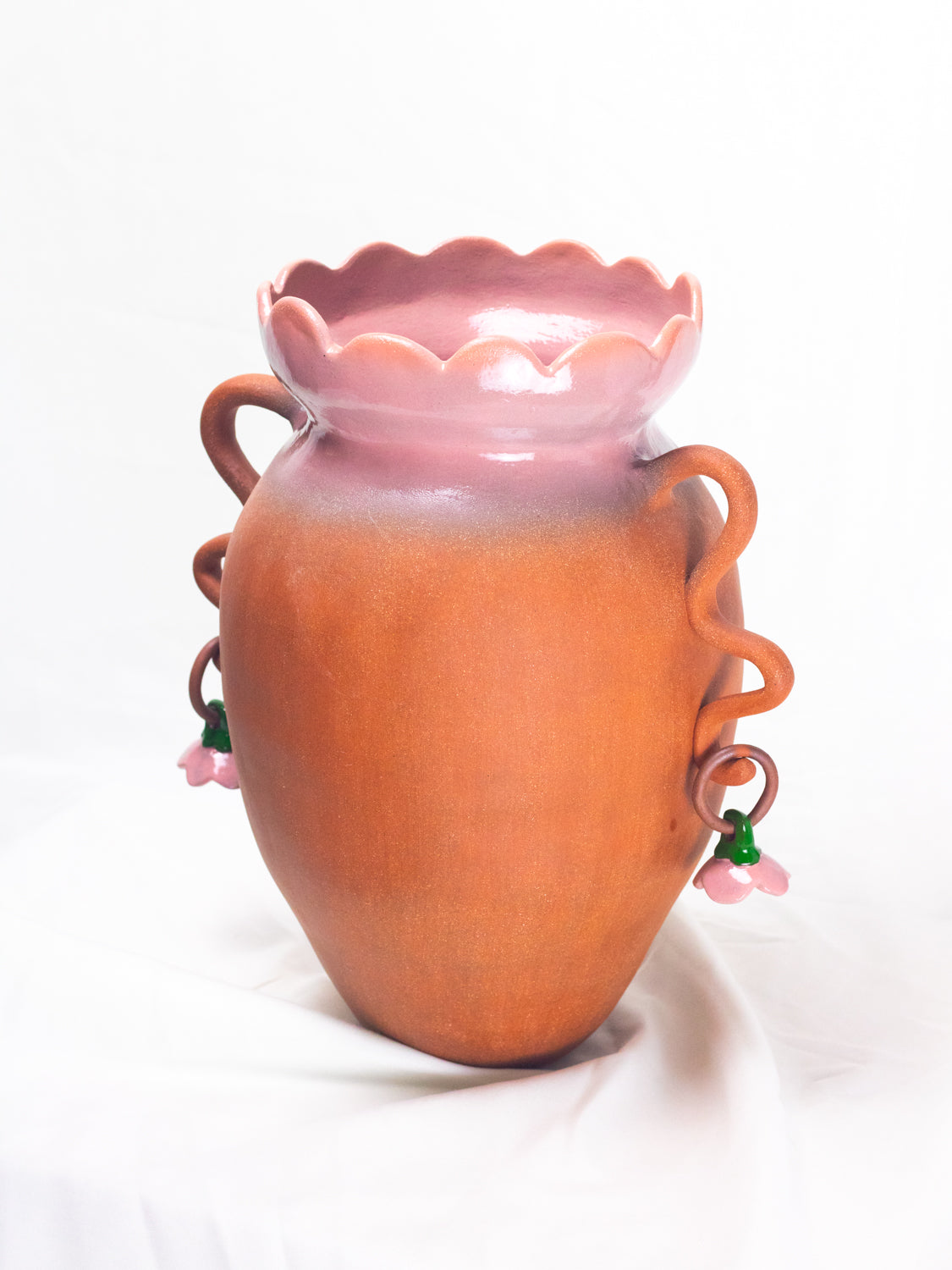 "Big Red" Vase with a set of Floral Earrings